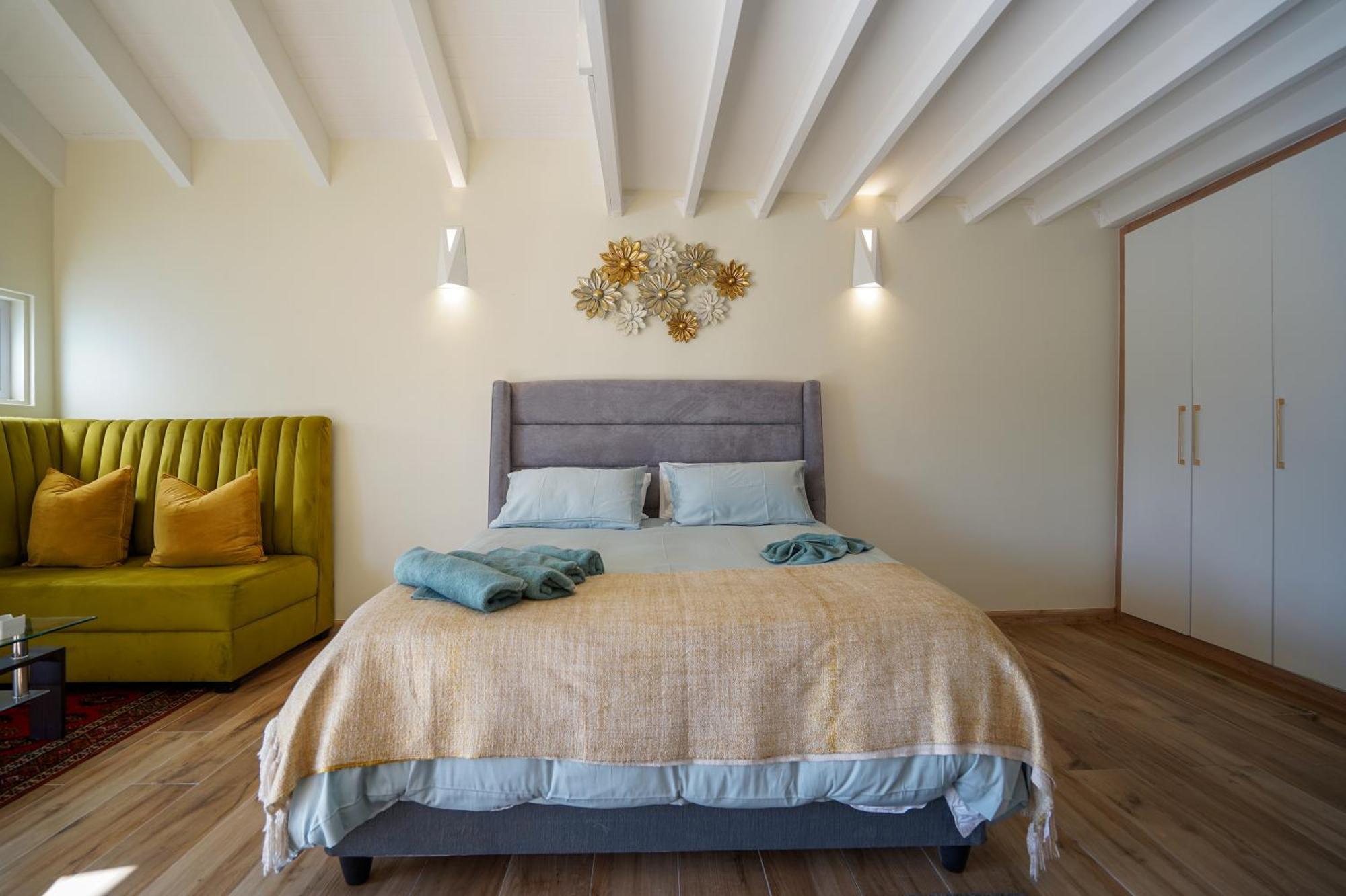 Ocean Vibes Hotel Cape Town Bagian luar foto