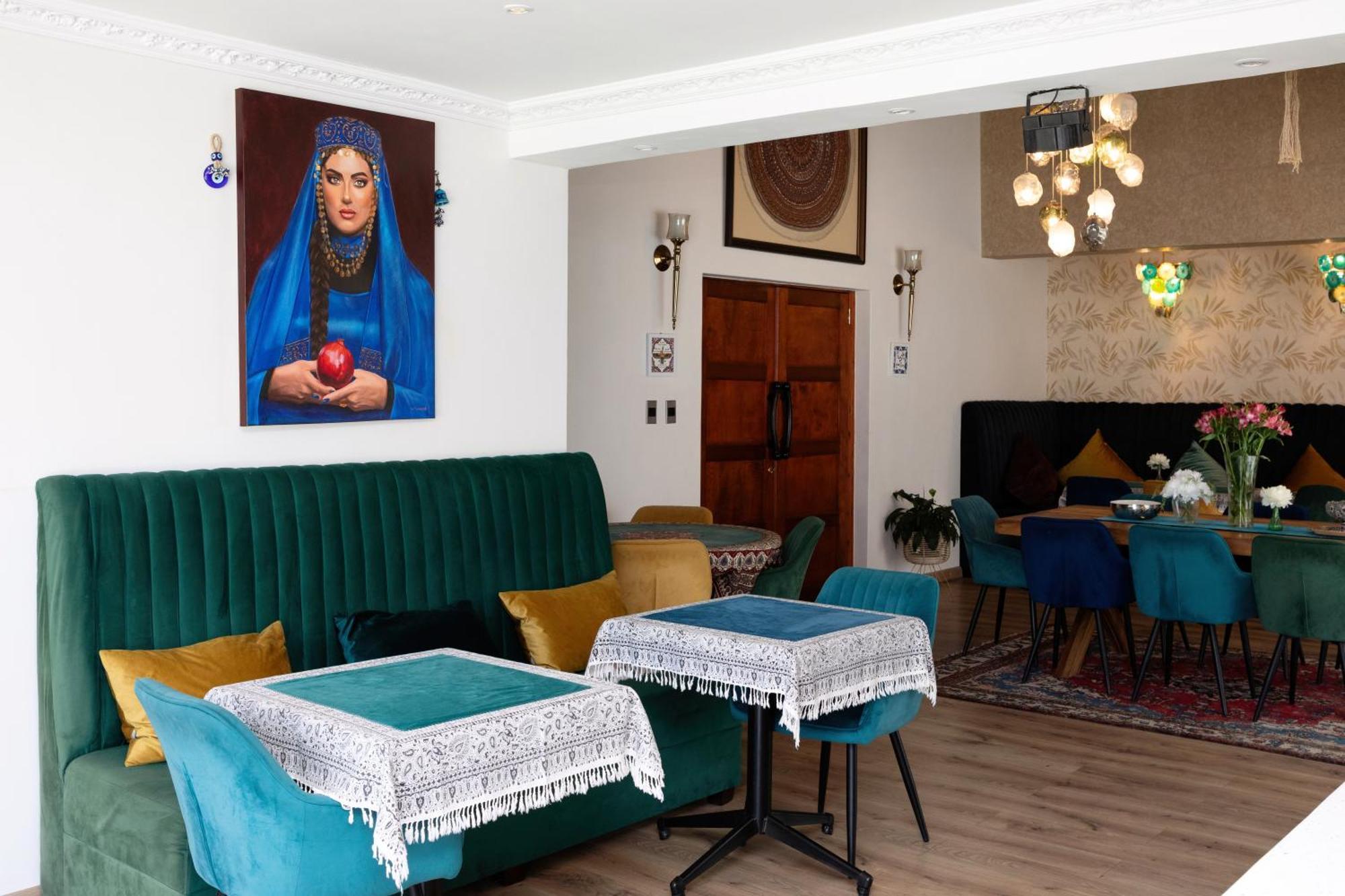 Ocean Vibes Hotel Cape Town Bagian luar foto